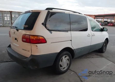 1999 Toyota Sienna Le z USA, uszkodzony, nr VIN 4T3ZF13C9XU138059